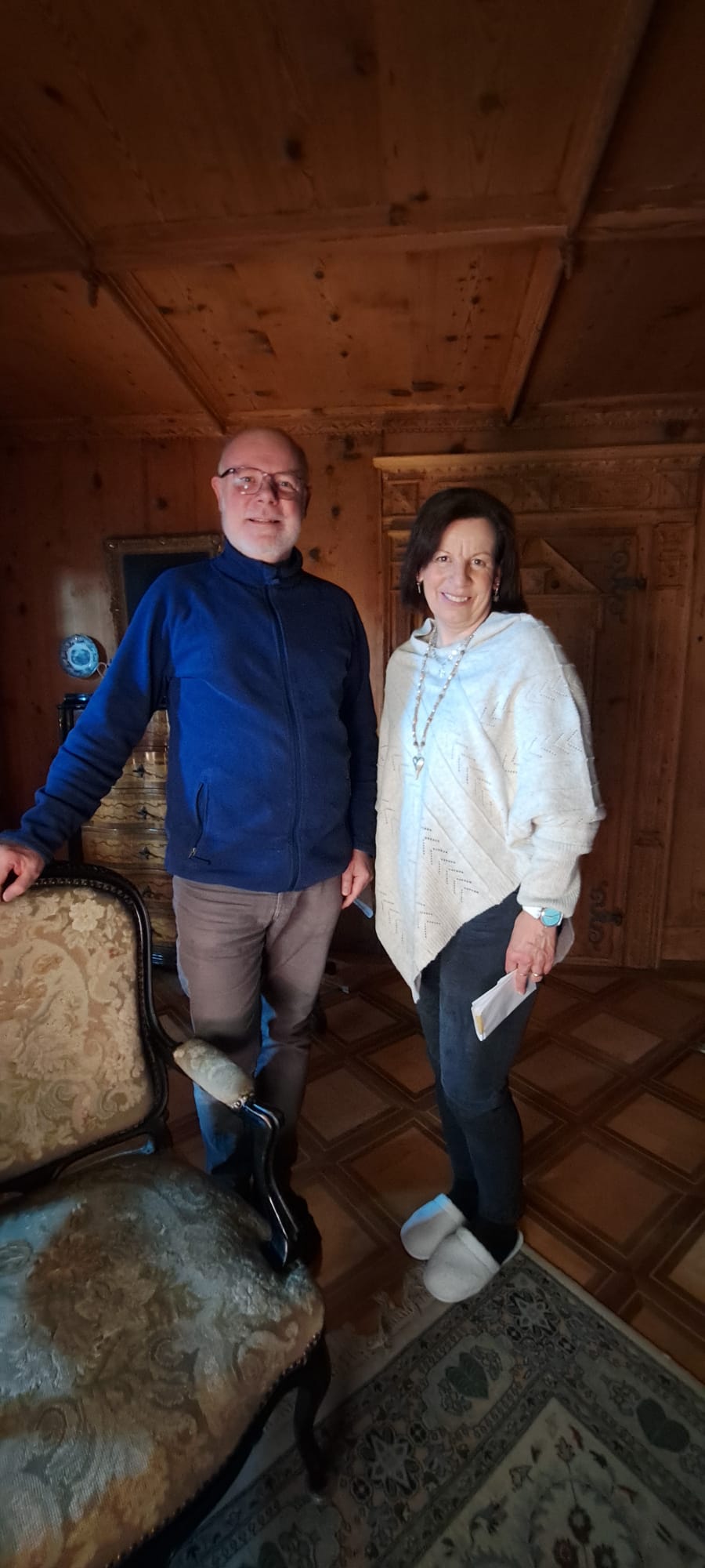 Vreni Schneider als Olympiasiegerin liest Schneegeschichten